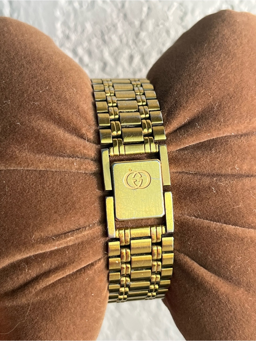 GUCCI 9200M men’s watch 10microns gold pated. - Picture 8 of 16